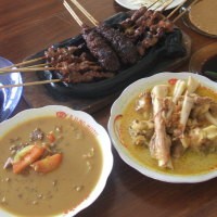 Aneka Rasa Olahan Kambing di Warung Pak Gino